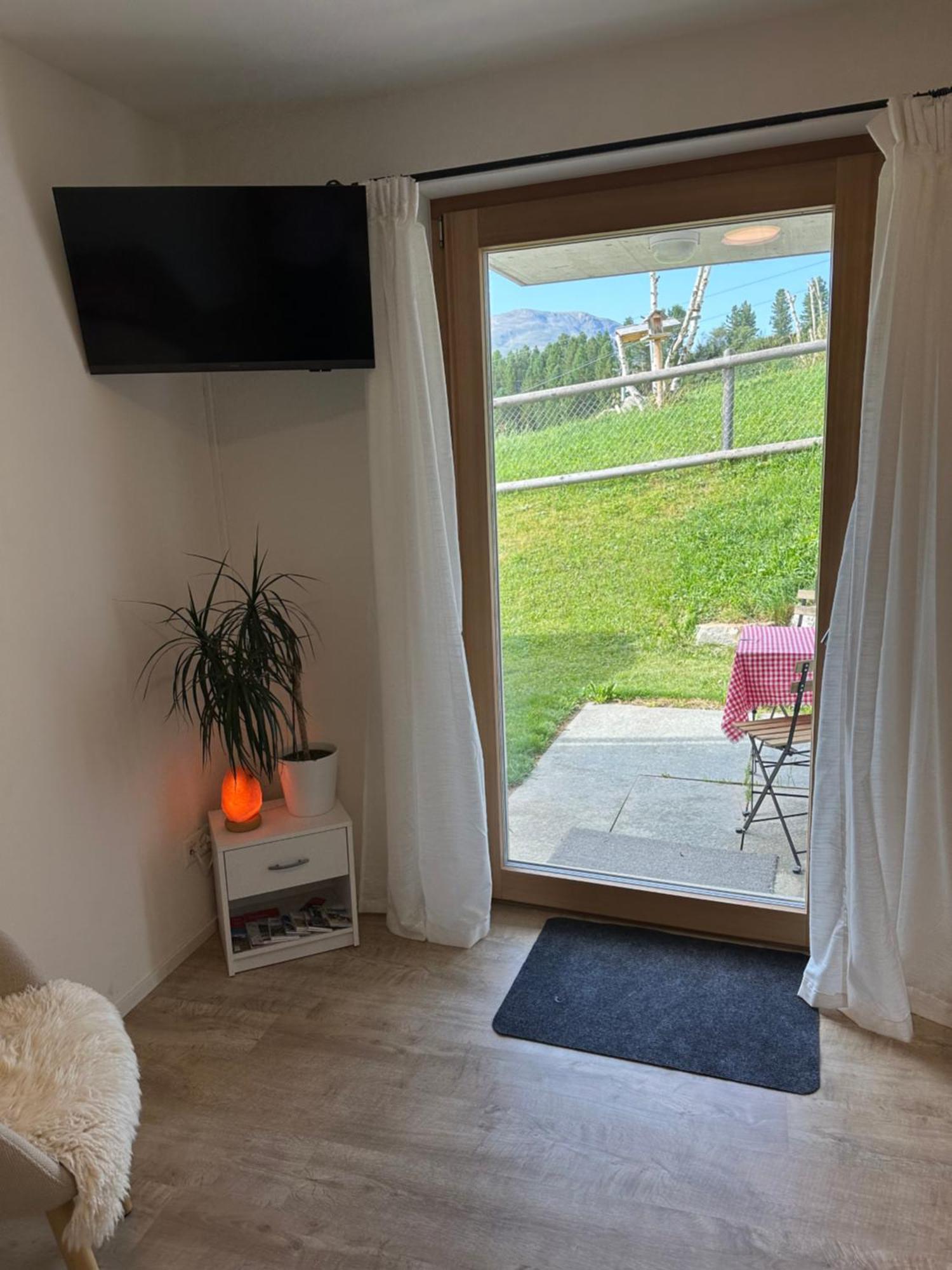 Kleines Aber Feines Studio Zuoz Exterior photo